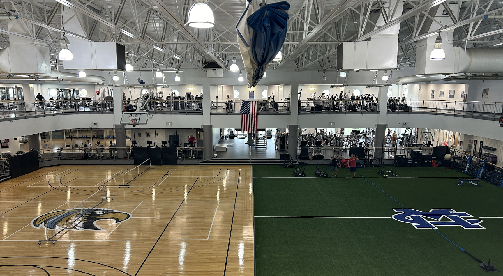 Homepage tour photo of gym and basketball court